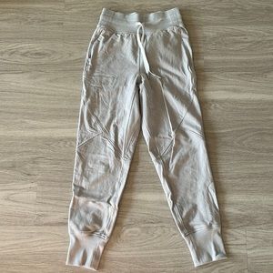 LULULEMON JOGGERS